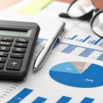 W jaki sposób efektywnie wybrać sprzęt gospodarstwa domowego do mieszkania? Użyteczny poradnik dla osób urządzających wnętrza